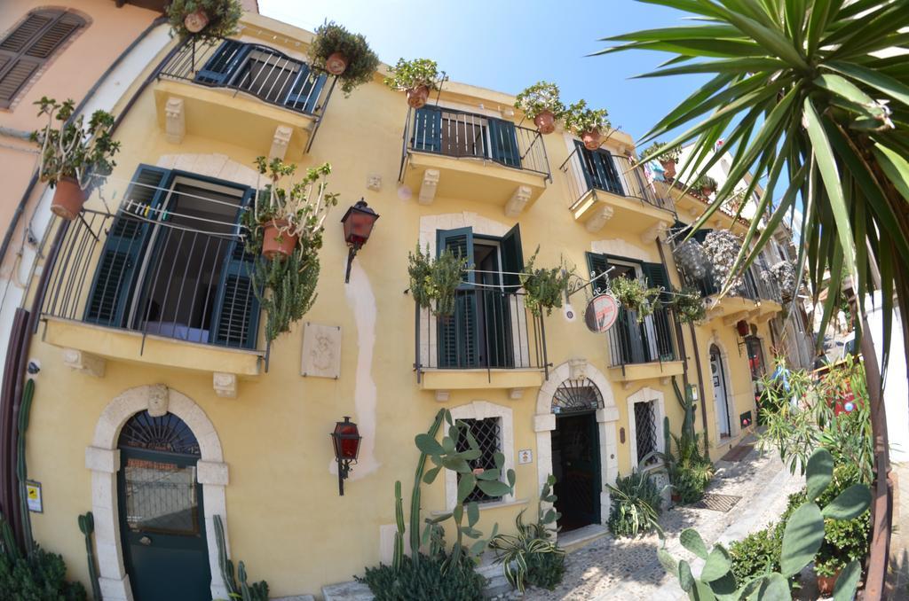 La Locandiera Affittacamere Scilla Exterior foto