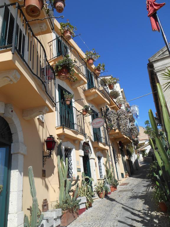La Locandiera Affittacamere Scilla Exterior foto